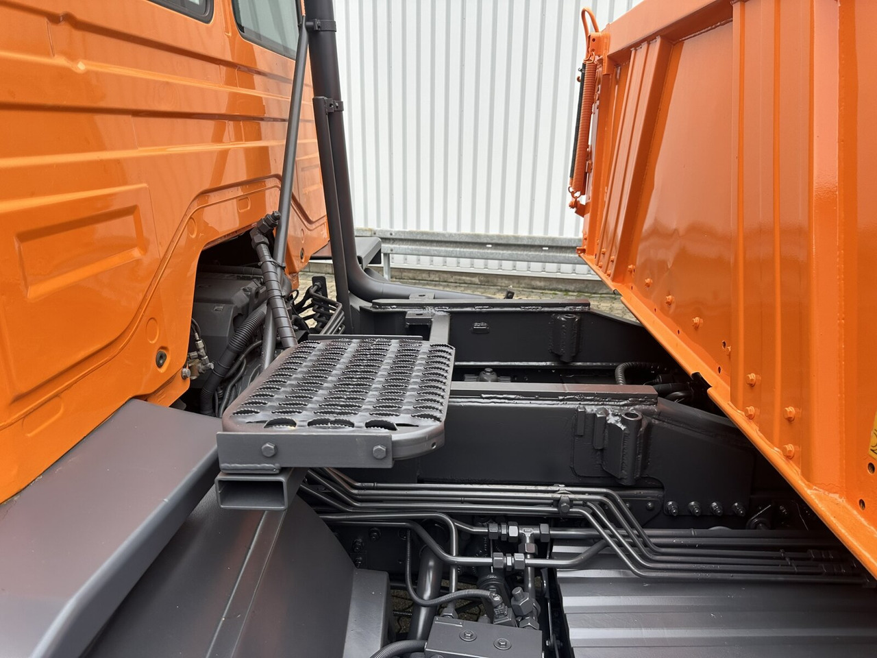 Mercedes-Benz Atego 1624 AK 4x4 Atego 1624 AK 4x4, AT-Motor, Winterdienstausstattung - Damperli kamyon, Vinçli kamyon: fotoğraf 3 Mercedes-Benz Atego 1624 AK 4x4 Atego 1624 AK 4x4, AT-Motor, Winterdienstausstattung - Damperli kamyon, Vinçli kamyon: fotoğraf 3