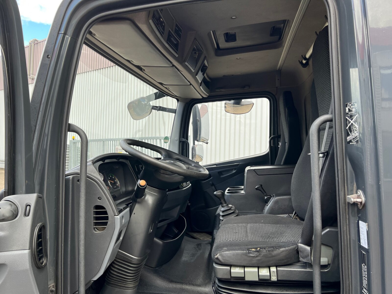 Mercedes-Benz Atego 818 L 4x2 Atego 818 L 4x2 mit MBB LBW, 4x Vorhanden! - Kapalı kasa kamyon: fotoğraf 2 Mercedes-Benz Atego 818 L 4x2 Atego 818 L 4x2 mit MBB LBW, 4x Vorhanden! - Kapalı kasa kamyon: fotoğraf 2