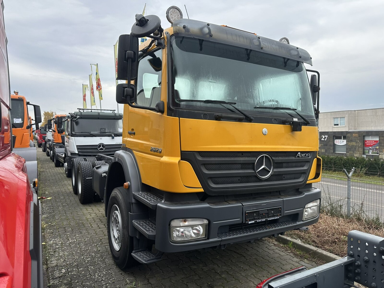 Mercedes-Benz Axor 2629 K 6x4 Axor 2629 K 6x4, PTO, Steel, Manual, 6-Zylinder - Şasi kamyon: fotoğraf 1 Mercedes-Benz Axor 2629 K 6x4 Axor 2629 K 6x4, PTO, Steel, Manual, 6-Zylinder - Şasi kamyon: fotoğraf 1