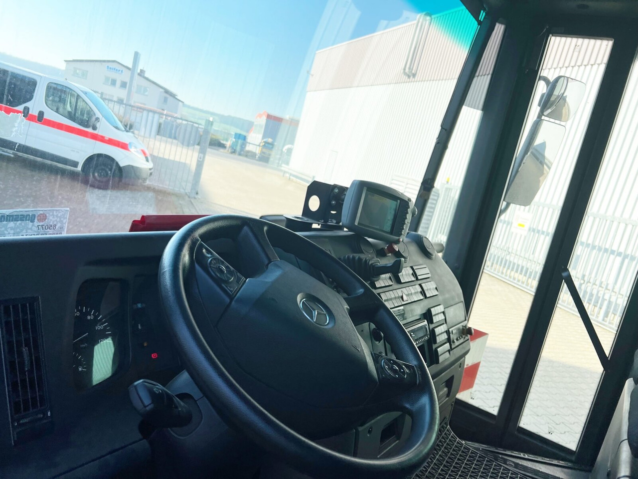 Mercedes-Benz Econic 2635 LL 6x2/4 NLA Econic 2635 LL 6x2/4 NLA, Lenkachse, FAUN Rotopress 521L, Zöller-Schüttung - Şasi kamyon: fotoğraf 5 Mercedes-Benz Econic 2635 LL 6x2/4 NLA Econic 2635 LL 6x2/4 NLA, Lenkachse, FAUN Rotopress 521L, Zöller-Schüttung - Şasi kamyon: fotoğraf 5