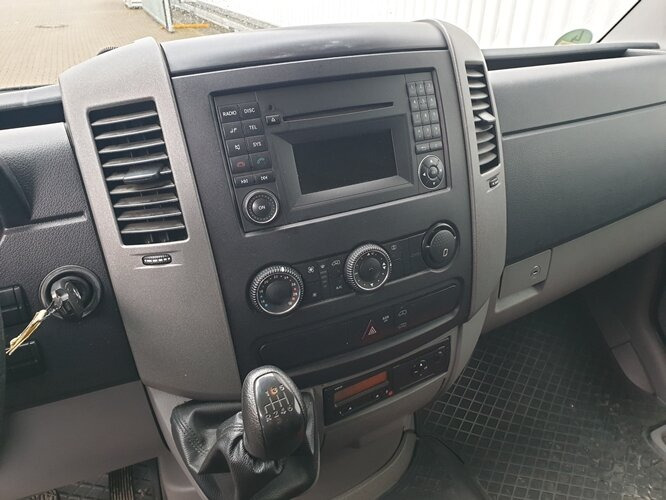 Mercedes-Benz Sprinter 313 KA 4x2 Sprinter 313 KA 4x2 - Panelvan: fotoğraf 2 Mercedes-Benz Sprinter 313 KA 4x2 Sprinter 313 KA 4x2 - Panelvan: fotoğraf 2