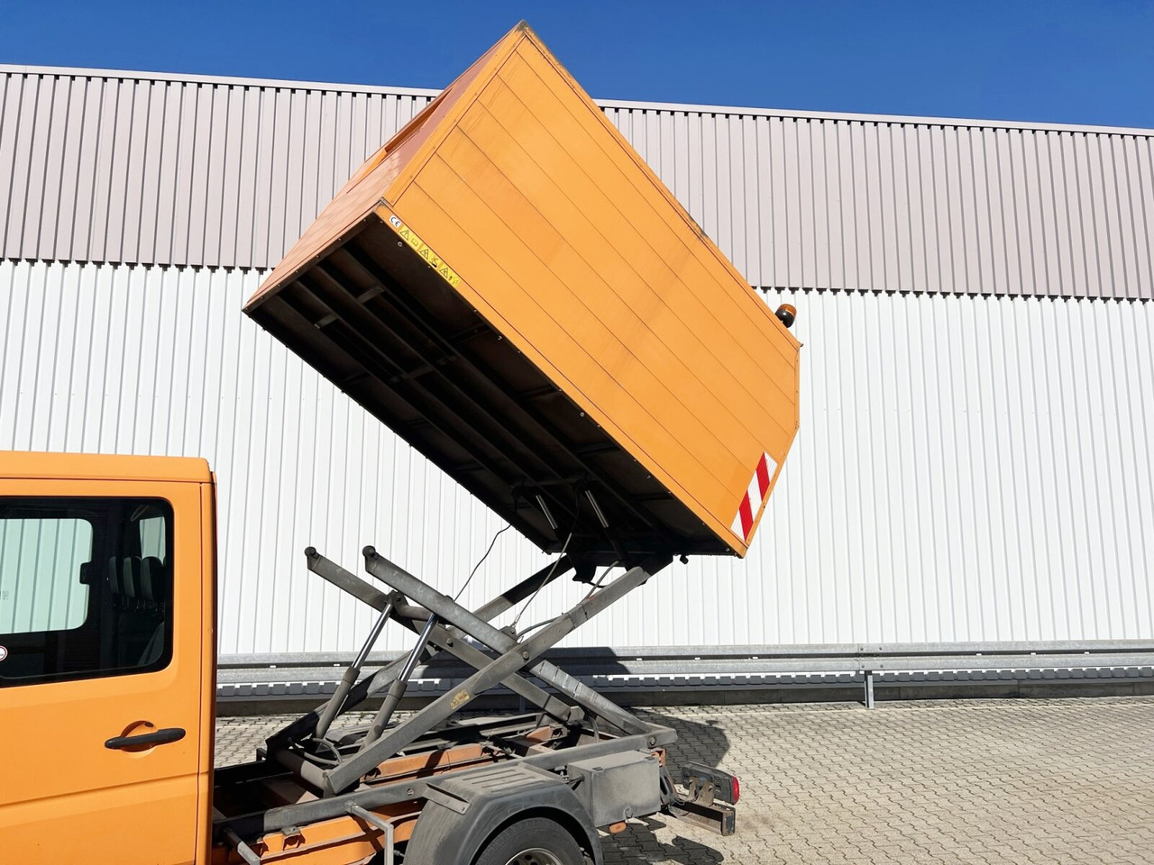 Mercedes-Benz Sprinter 515 CDI 4x2 Doka Sprinter 515 CDI 4x2 Doka, Alu-Kasten, Hochentleerung - Damperli kamyonet, Çift kabin kamyonet: fotoğraf 4 Mercedes-Benz Sprinter 515 CDI 4x2 Doka Sprinter 515 CDI 4x2 Doka, Alu-Kasten, Hochentleerung - Damperli kamyonet, Çift kabin kamyonet: fotoğraf 4