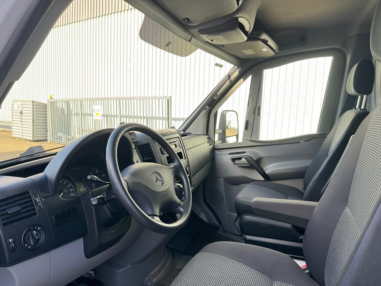 Mercedes-Benz Sprinter 516 CDI 4x2 Sprinter 516 CDI 4x2, Übertragungsfahrzeug - Kapalı kasa kamyon: fotoğraf 5 Mercedes-Benz Sprinter 516 CDI 4x2 Sprinter 516 CDI 4x2, Übertragungsfahrzeug - Kapalı kasa kamyon: fotoğraf 5