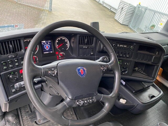 Scania R450 LB 6x2-4 R450 LB 6x2-4 Getränkekoffer, Retarder, Lift-/Lenkachse, Stapleraufnahme - Kapalı kasa kamyon: fotoğraf 5 Scania R450 LB 6x2-4 R450 LB 6x2-4 Getränkekoffer, Retarder, Lift-/Lenkachse, Stapleraufnahme - Kapalı kasa kamyon: fotoğraf 5
