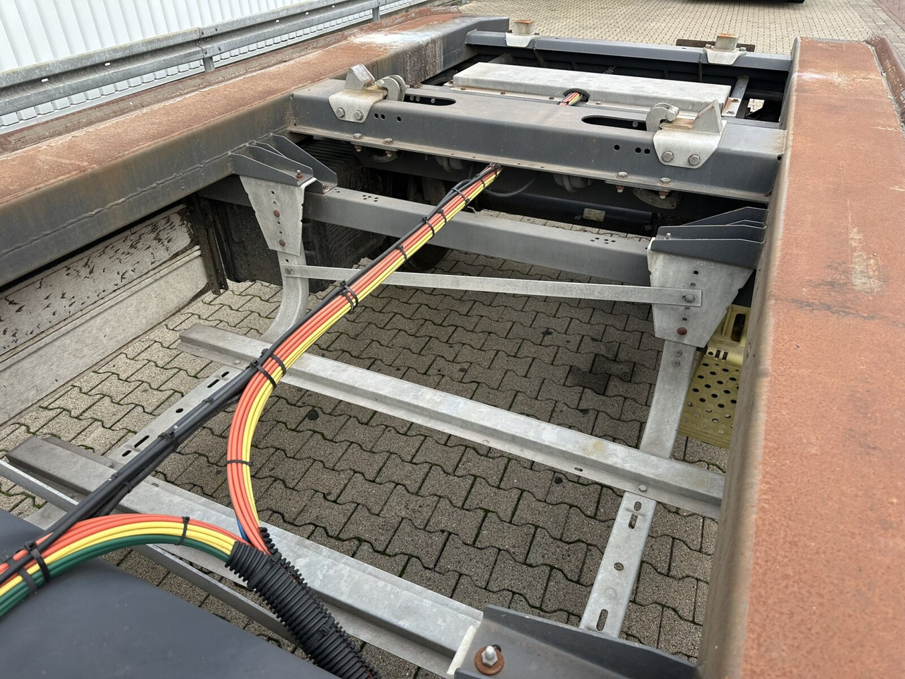 Schmitz Cargobull ACF 18 ACF 18 Abrollanhänger - Kancali yükleyici/ Hidrolift römork: fotoğraf 5 Schmitz Cargobull ACF 18 ACF 18 Abrollanhänger - Kancali yükleyici/ Hidrolift römork: fotoğraf 5