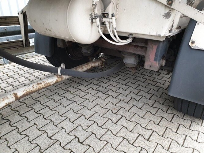 Spitzer SF 2455/4 UN PM SF 2455/4 UN PM Siloaufliger ca. 55m³ - Silobas: fotoğraf 3 Spitzer SF 2455/4 UN PM SF 2455/4 UN PM Siloaufliger ca. 55m³ - Silobas: fotoğraf 3