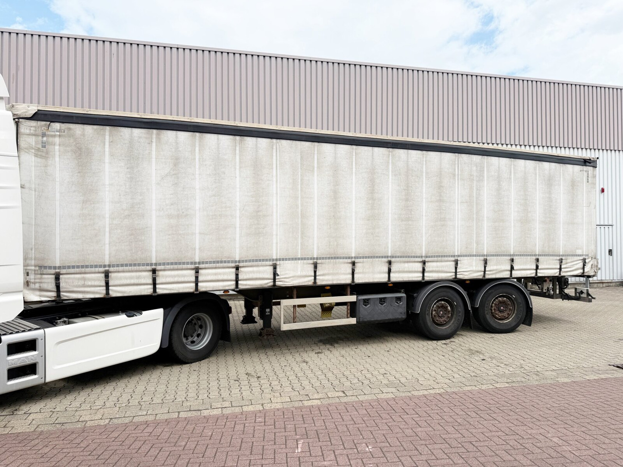 WEB Trailer LPRS 18 WEB Trailer LPRS 18, Liftachse, Zwangslenkung, Edscha, Stapleraufnahme - Açık/ Sal dorse: fotoğraf 1 WEB Trailer LPRS 18 WEB Trailer LPRS 18, Liftachse, Zwangslenkung, Edscha, Stapleraufnahme - Açık/ Sal dorse: fotoğraf 1