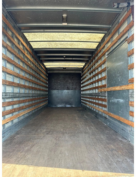 MAN TGL 12.210 MANUAL + 2000 KG LIFT + 2.60 M HIGH BIG BOX + AIRCO + SPRING / SPRING + 3 SEATS - Kapalı kasa kamyon: fotoğraf 4 MAN TGL 12.210 MANUAL + 2000 KG LIFT + 2.60 M HIGH BIG BOX + AIRCO + SPRING / SPRING + 3 SEATS - Kapalı kasa kamyon: fotoğraf 4