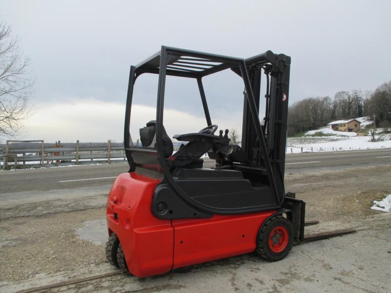 Fenwick E16C-02 - Elektrikli forklift: fotoğraf 1 Fenwick E16C-02 - Elektrikli forklift: fotoğraf 1