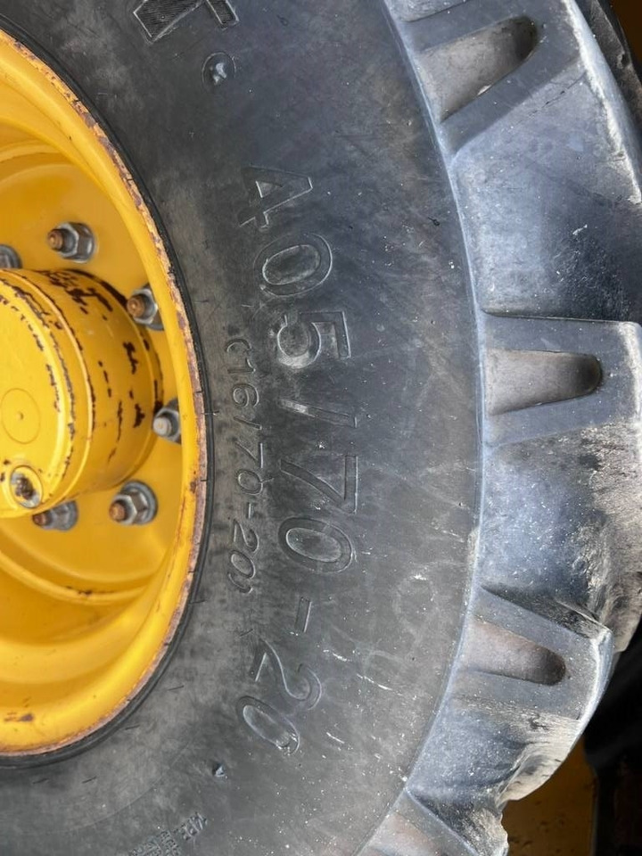 Tekerlekli yükleyici CAT 908 H: fotoğraf 18