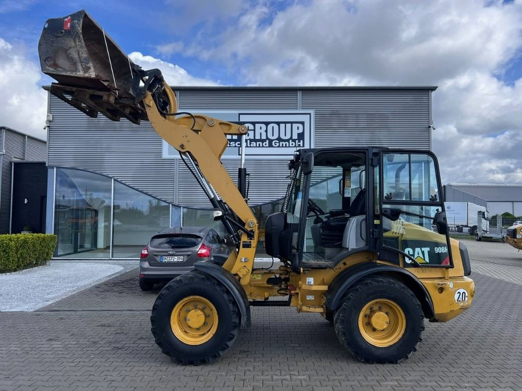 Tekerlekli yükleyici CAT 908 H: fotoğraf 14