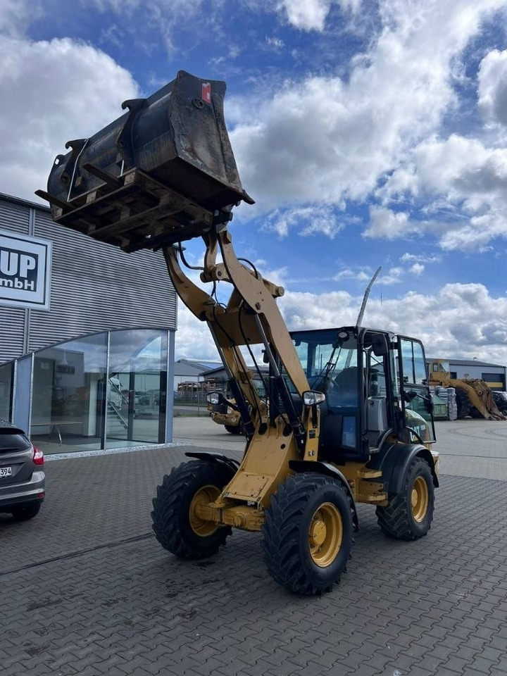 Tekerlekli yükleyici CAT 908 H: fotoğraf 15