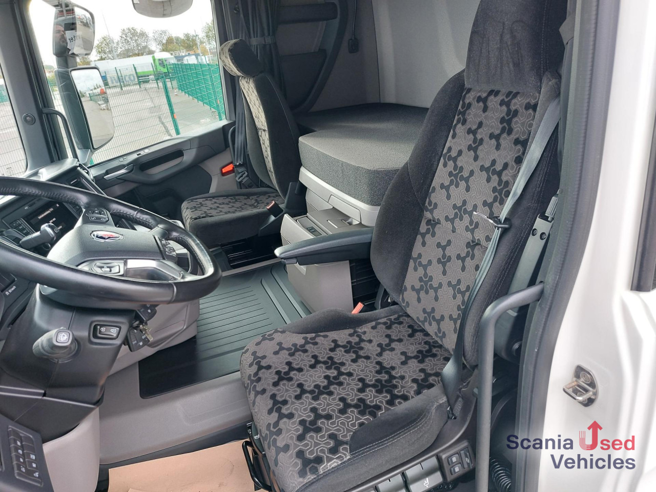 SCANIA R 460 A4x2NA, SUPER, NAVI, Standklima - Çekici: fotoğraf 4 SCANIA R 460 A4x2NA, SUPER, NAVI, Standklima - Çekici: fotoğraf 4