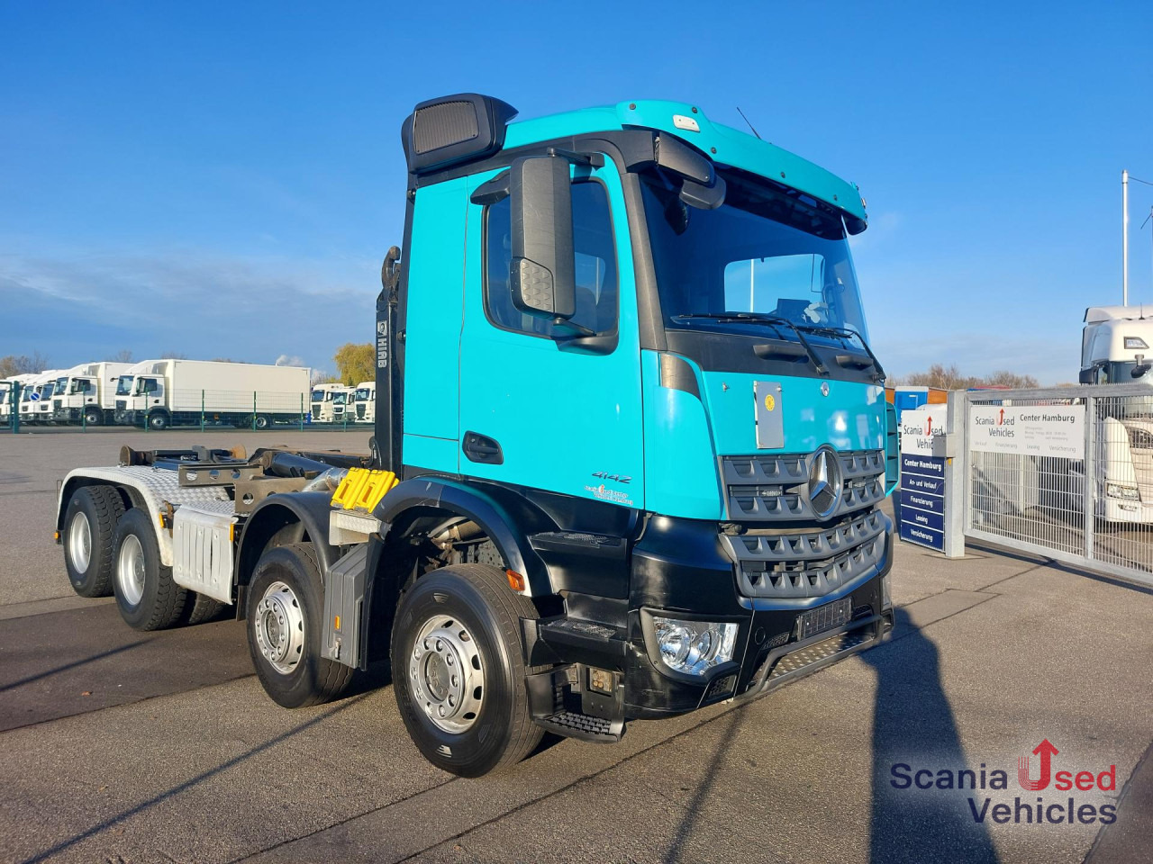 MERCEDES-BENZ Arocs 4142K Abroll Kipper HIAB XR26S51 / AP-Achsen - Damperli kamyon: fotoğraf 1 MERCEDES-BENZ Arocs 4142K Abroll Kipper HIAB XR26S51 / AP-Achsen - Damperli kamyon: fotoğraf 1