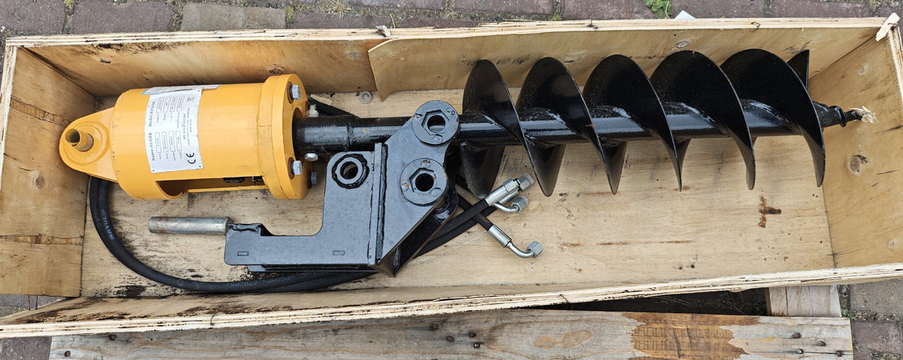 JPC KV200 - Toprak burgu makinasi - Ekskavatör: fotoğraf 1 JPC KV200 - Toprak burgu makinasi - Ekskavatör: fotoğraf 1