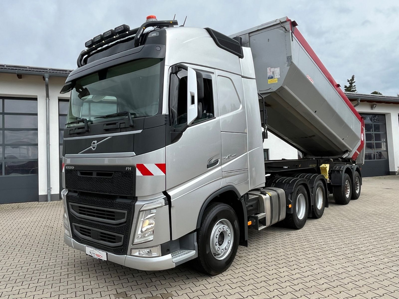 Volvo FH 540 6x4 Kipphydraulik 280TKM 60Tonnen - Çekici: fotoğraf 1 Volvo FH 540 6x4 Kipphydraulik 280TKM 60Tonnen - Çekici: fotoğraf 1