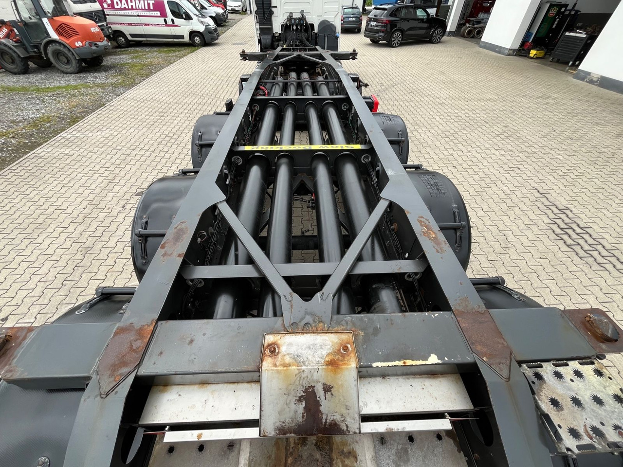 Fliegl Tank Container Chassis 20ft ADR - Konteynır taşıyıcı/ Yedek karoser dorse: fotoğraf 5 Fliegl Tank Container Chassis 20ft ADR - Konteynır taşıyıcı/ Yedek karoser dorse: fotoğraf 5