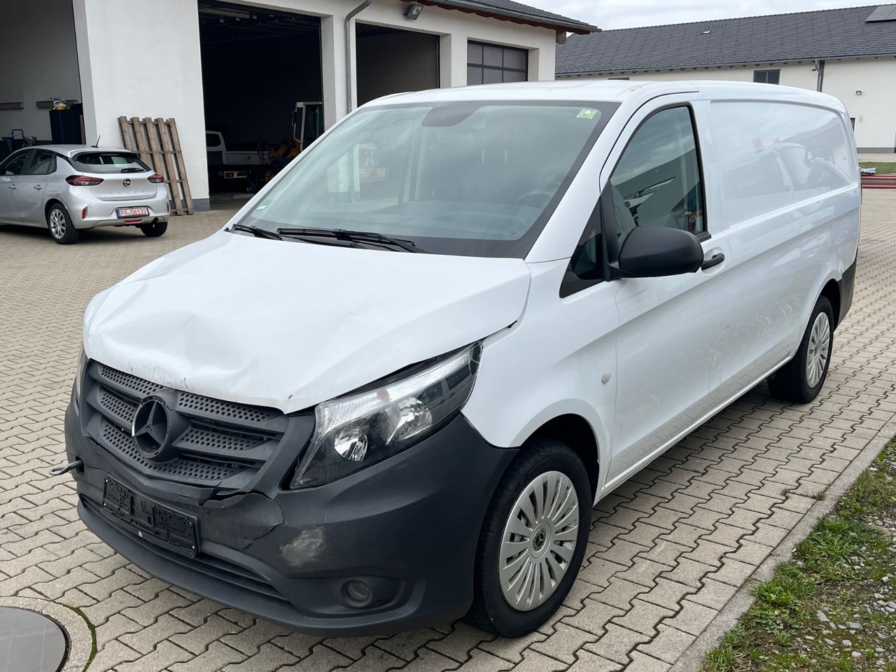 Mercedes-Benz Vito 116CDI 53384KM - Küçük panelvan: fotoğraf 4 Mercedes-Benz Vito 116CDI 53384KM - Küçük panelvan: fotoğraf 4