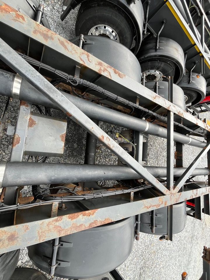 Schwarzmüller S1 R-Serie Tank Chassis ADR SAF Alufelgen - Konteynır taşıyıcı/ Yedek karoser dorse: fotoğraf 4 Schwarzmüller S1 R-Serie Tank Chassis ADR SAF Alufelgen - Konteynır taşıyıcı/ Yedek karoser dorse: fotoğraf 4