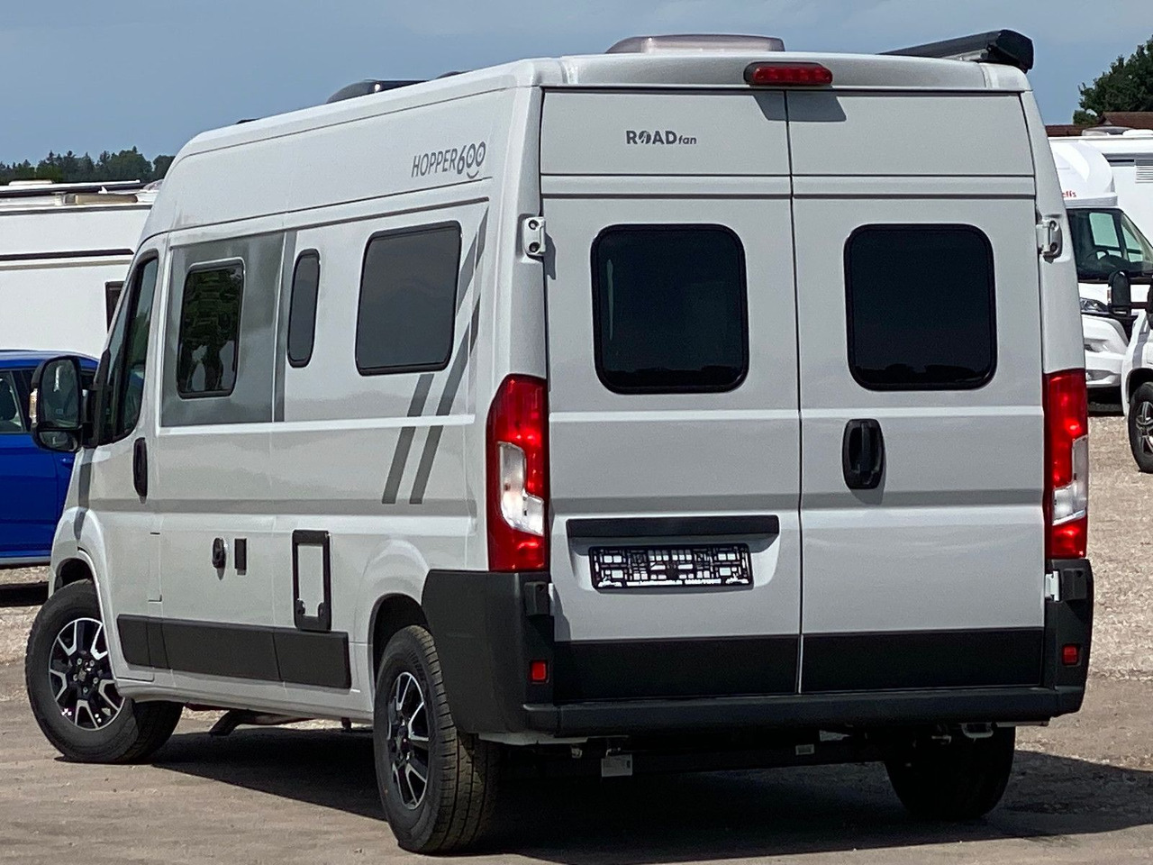 Camper van Carado CV 600 Dieselstandheizung, Skyroof, white Label: fotoğraf 7