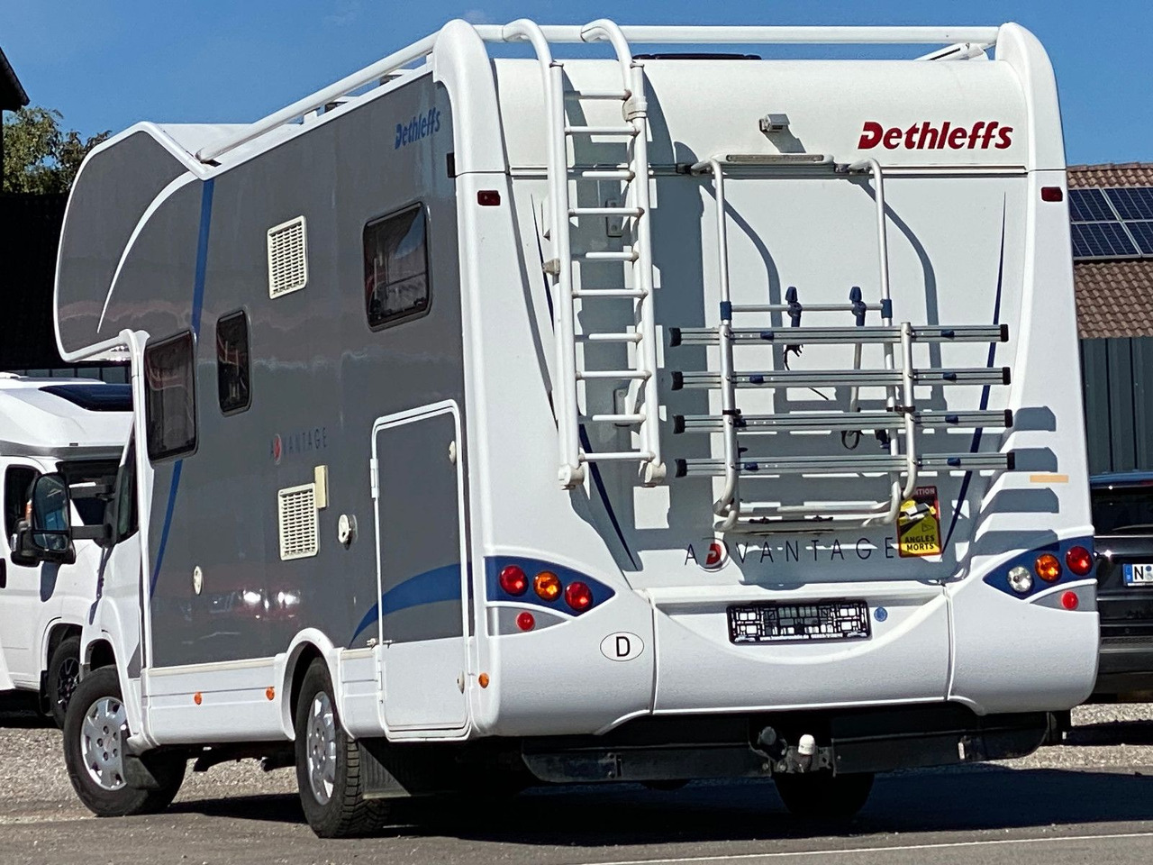 Dethleffs A 7071, Solar,SAT,AHK - Alkovenli karavan: fotoğraf 5 Dethleffs A 7071, Solar,SAT,AHK - Alkovenli karavan: fotoğraf 5