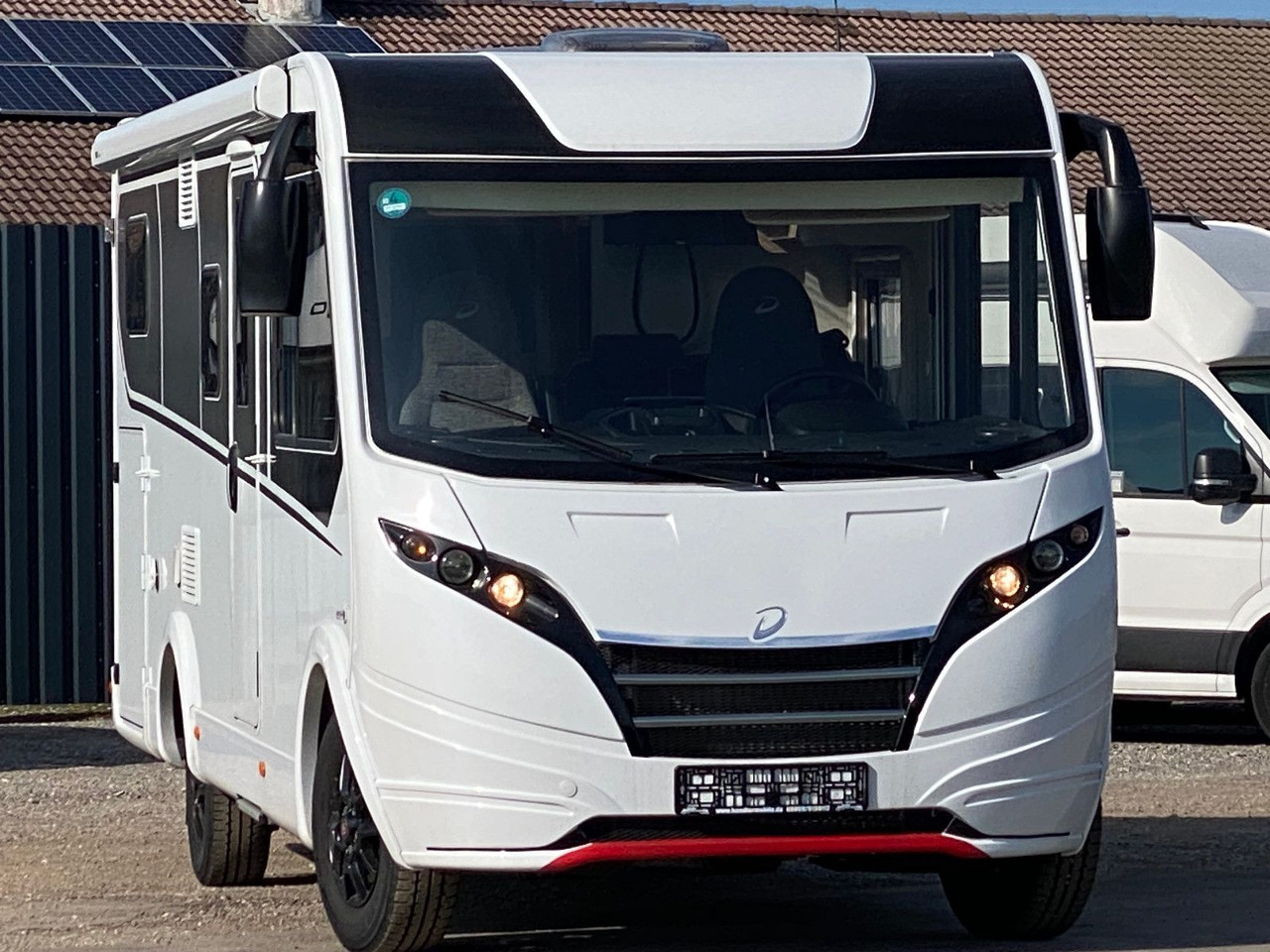 Dethleffs Globebus I 6,Ländbetten, Hubbett,4 personen - Entegre karavan: fotoğraf 1 Dethleffs Globebus I 6,Ländbetten, Hubbett,4 personen - Entegre karavan: fotoğraf 1