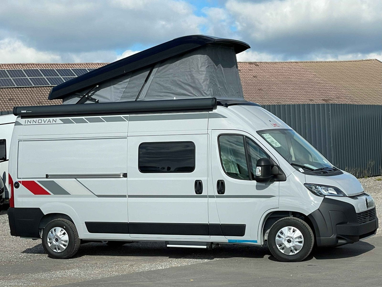 LMC INNOVAN 600 ,ASD, Aufstelldach,26 Modell, - Camper van: fotoğraf 2 LMC INNOVAN 600 ,ASD, Aufstelldach,26 Modell, - Camper van: fotoğraf 2
