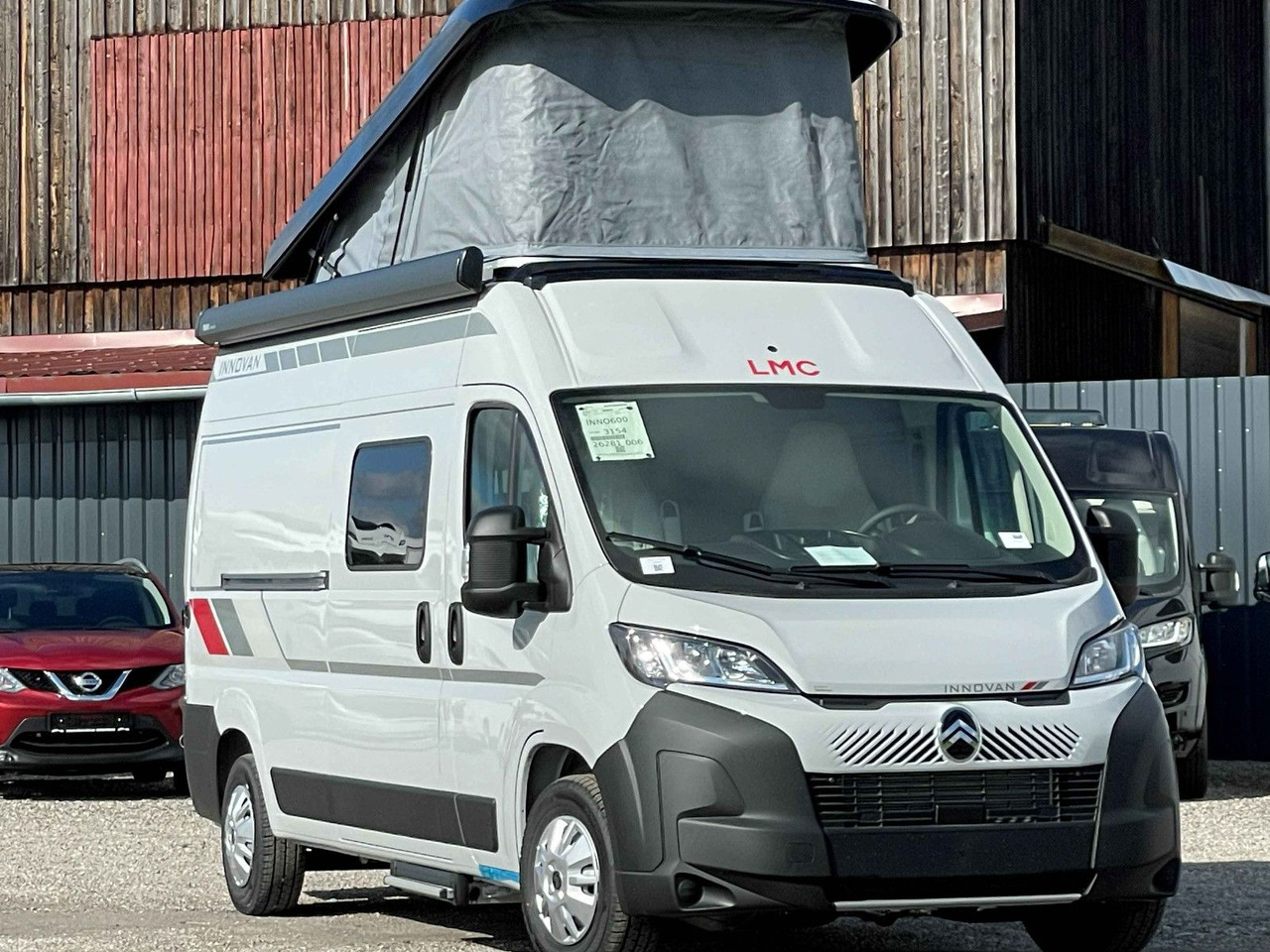 LMC INNOVAN 600 ,ASD, Aufstelldach,26 Modell,Navi - Camper van: fotoğraf 3 LMC INNOVAN 600 ,ASD, Aufstelldach,26 Modell,Navi - Camper van: fotoğraf 3