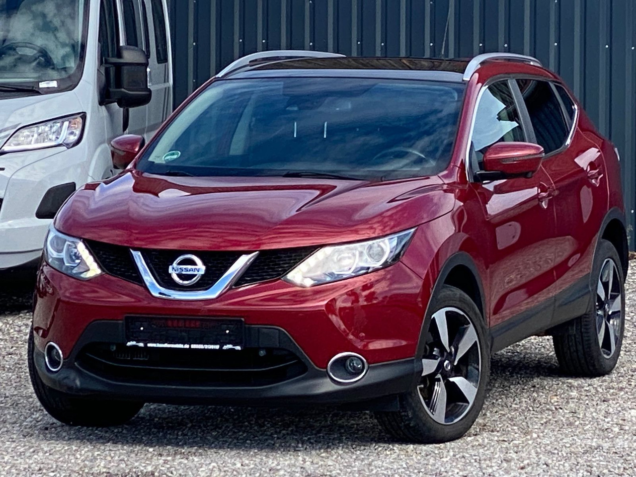 Nissan Qashqai 360° 4x4 - SUV: fotoğraf 1 Nissan Qashqai 360° 4x4 - SUV: fotoğraf 1