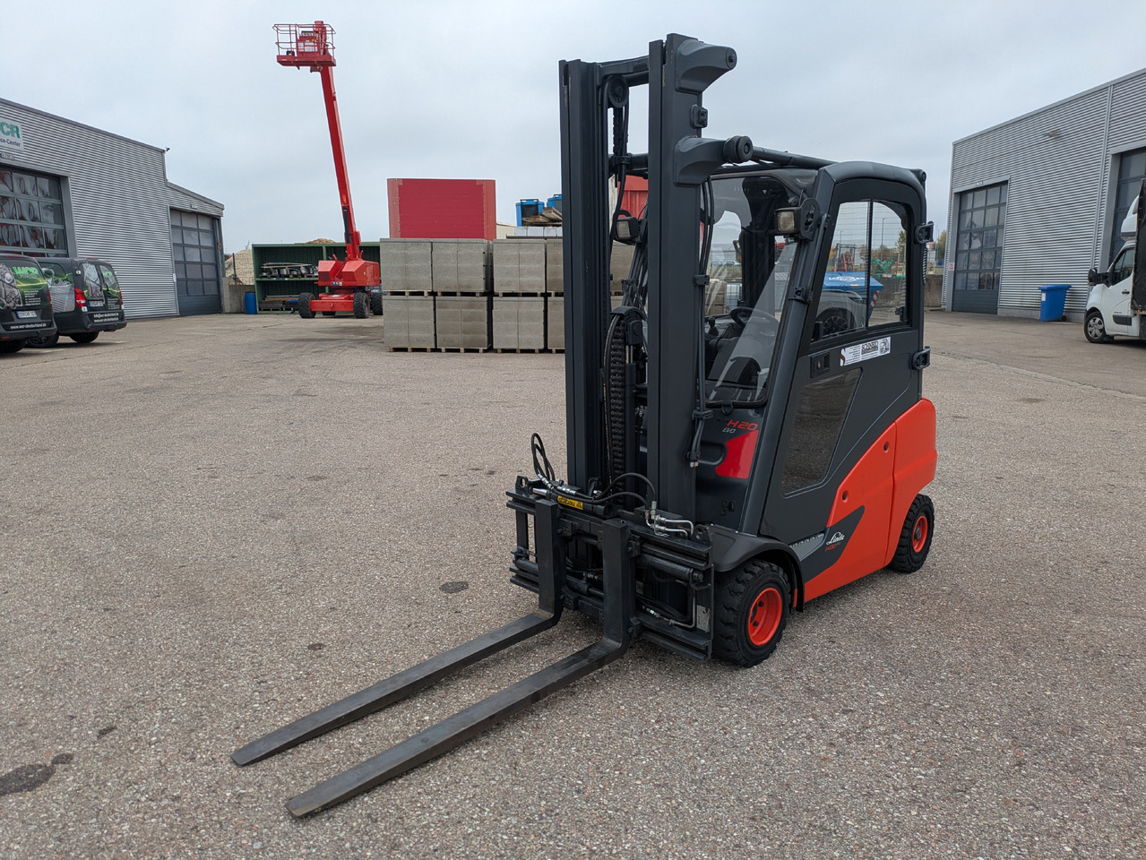 Linde H20D-01 Diesel Stapler Triplexmast Kabine Heizung ZVG - Dizel forklift: fotoğraf 1 Linde H20D-01 Diesel Stapler Triplexmast Kabine Heizung ZVG - Dizel forklift: fotoğraf 1