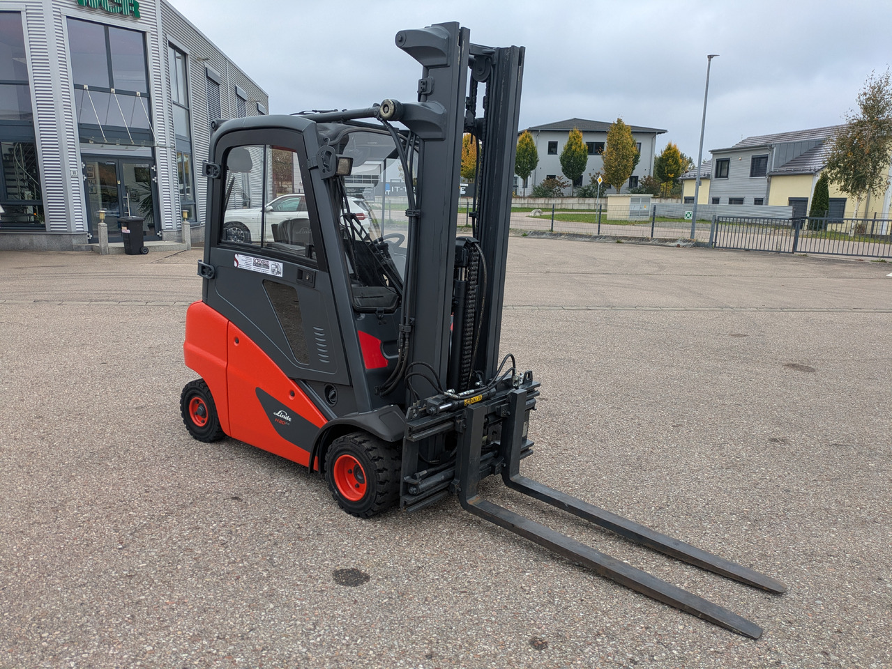 Linde H20D-01 Diesel Stapler Triplexmast Kabine Heizung ZVG - Dizel forklift: fotoğraf 4 Linde H20D-01 Diesel Stapler Triplexmast Kabine Heizung ZVG - Dizel forklift: fotoğraf 4