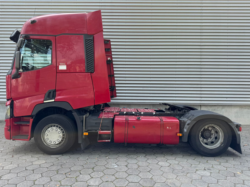 Renault T 460 / 2 Tanks / Refrigerator / 2 Beds / Euro 6 - Çekici: fotoğraf 5 Renault T 460 / 2 Tanks / Refrigerator / 2 Beds / Euro 6 - Çekici: fotoğraf 5