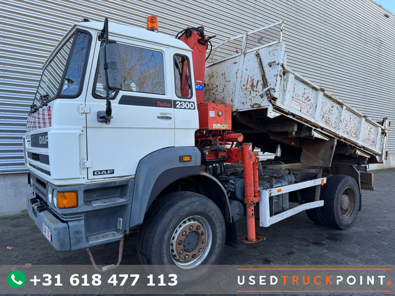 DAF 2300 / 4X4 / Crane + Kipper / 217.000 KM / Full Steel / Belgium Truck - Vinçli kamyon: fotoğraf 1 DAF 2300 / 4X4 / Crane + Kipper / 217.000 KM / Full Steel / Belgium Truck - Vinçli kamyon: fotoğraf 1