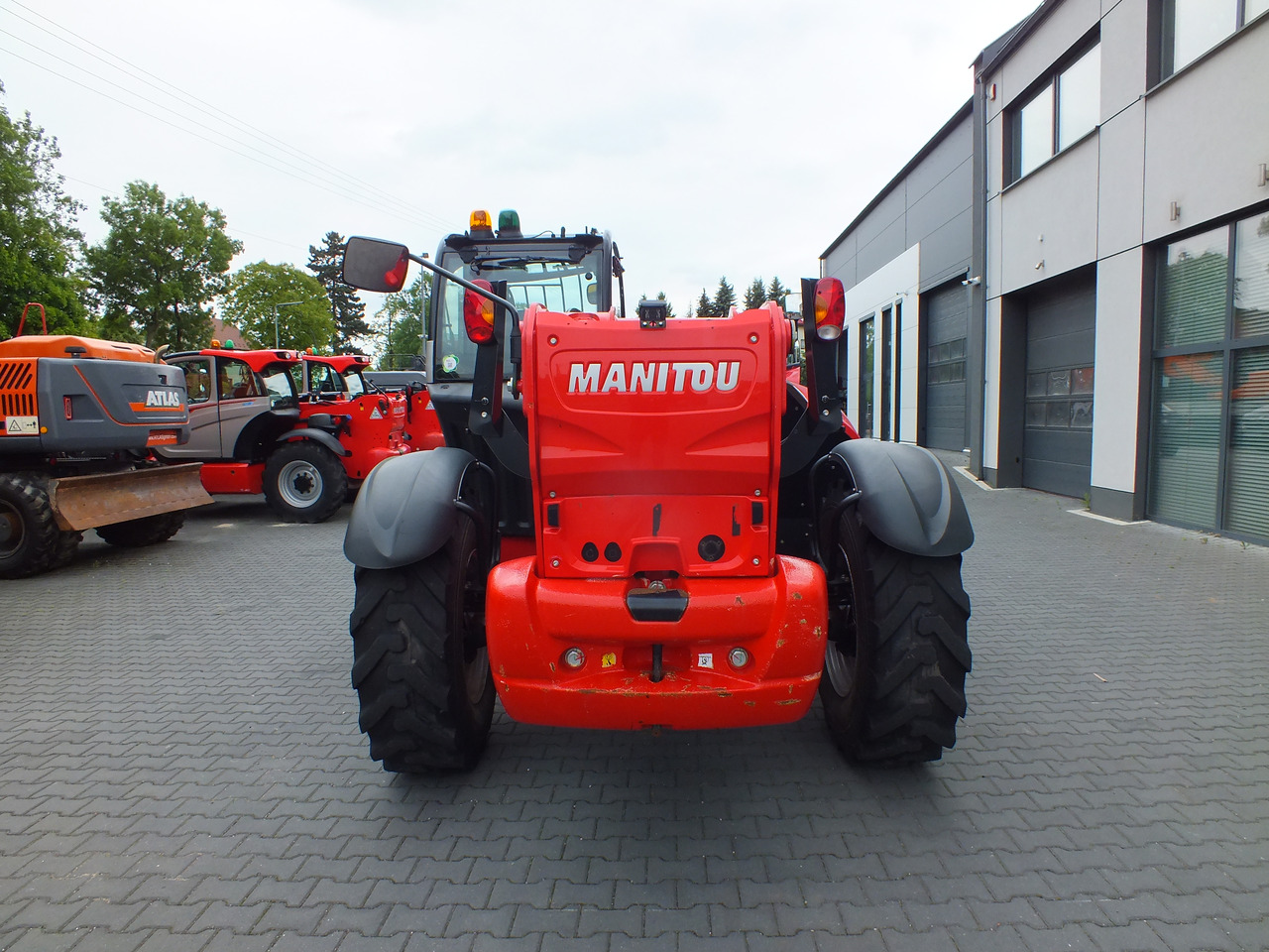 MANITOU MT 1440 Easy - Teleskopik tekerlekli yükleyici - İş makinaları: fotoğraf 4 MANITOU MT 1440 Easy - Teleskopik tekerlekli yükleyici - İş makinaları: fotoğraf 4
