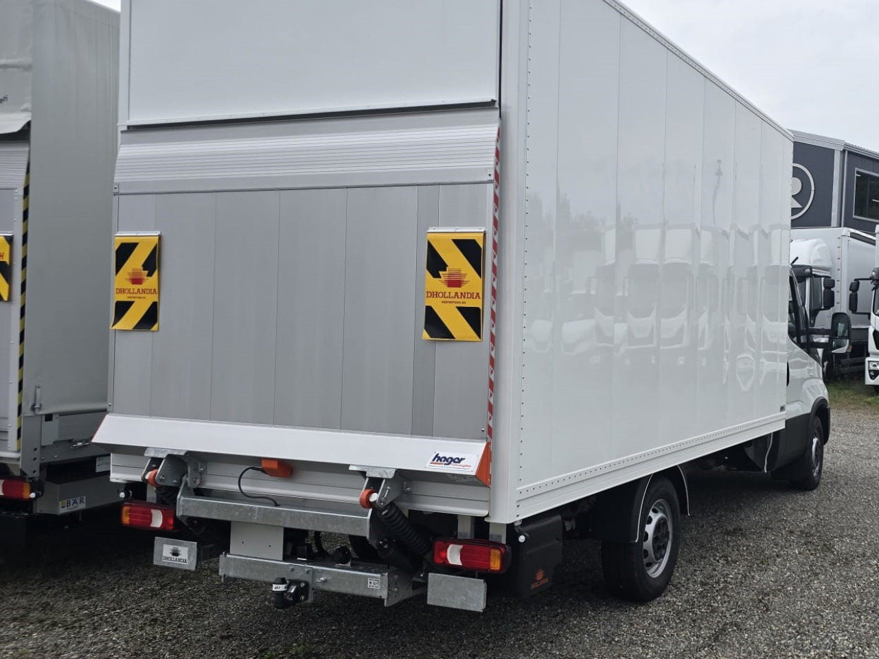 IVECO DAILY 35S18HA8 Koffer/Ladebordwand - Şasi kamyon: fotoğraf 4 IVECO DAILY 35S18HA8 Koffer/Ladebordwand - Şasi kamyon: fotoğraf 4