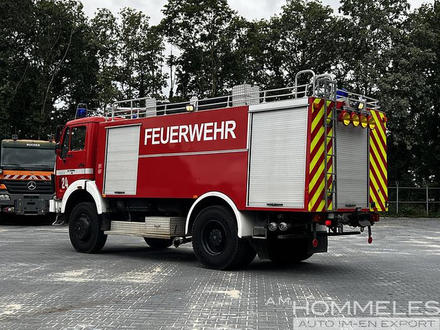 Mercedes-Benz 1626 4x4 - İtfaiye aracı: fotoğraf 3 Mercedes-Benz 1626 4x4 - İtfaiye aracı: fotoğraf 3
