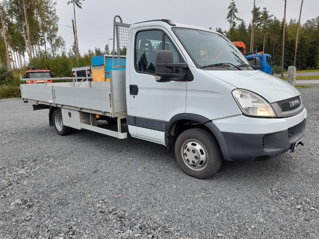 Iveco Daily 40 C18 automat - Açık kasa kamyonet: fotoğraf 3 Iveco Daily 40 C18 automat - Açık kasa kamyonet: fotoğraf 3