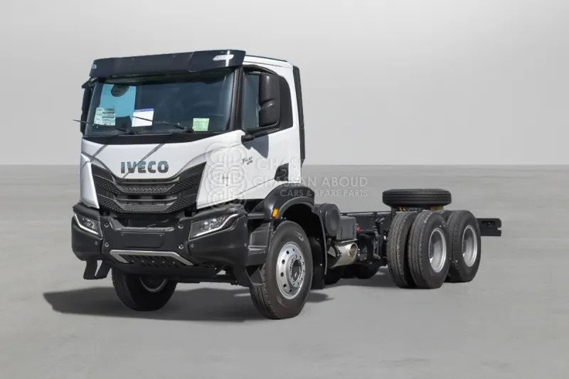 Iveco T-WAY AD380T47H 6x4 R24 Tyres Chassis - Barcelona Stock - Şasi kamyon: fotoğraf 1 Iveco T-WAY AD380T47H 6x4 R24 Tyres Chassis - Barcelona Stock - Şasi kamyon: fotoğraf 1