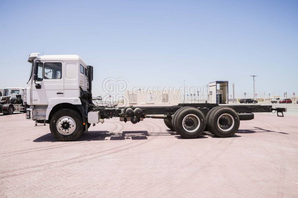 Şasi kamyon SHACMAN F3000 6×4 CHASSIS CAB MY25 Rigid Chassis Cab: fotoğraf 9