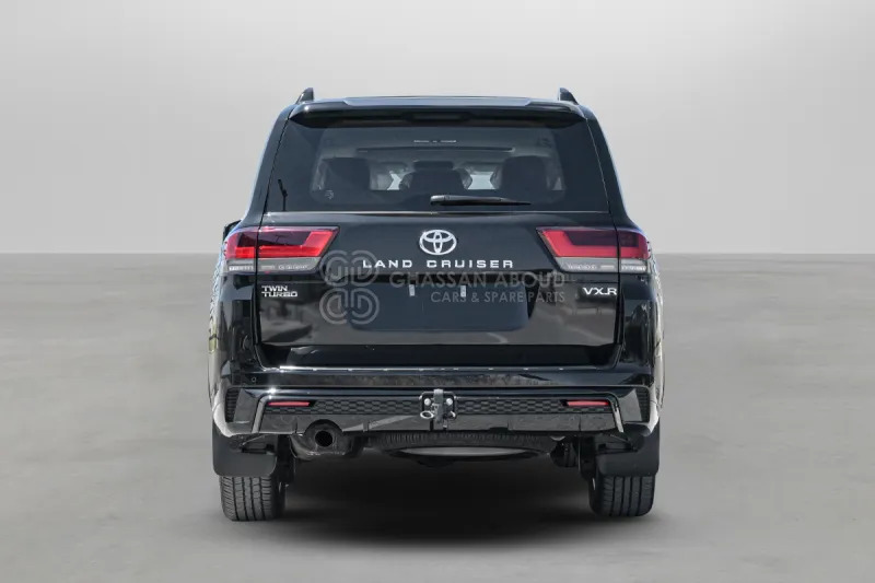 Toyota Land Cruiser 300 - SUV: fotoğraf 3 Toyota Land Cruiser 300 - SUV: fotoğraf 3