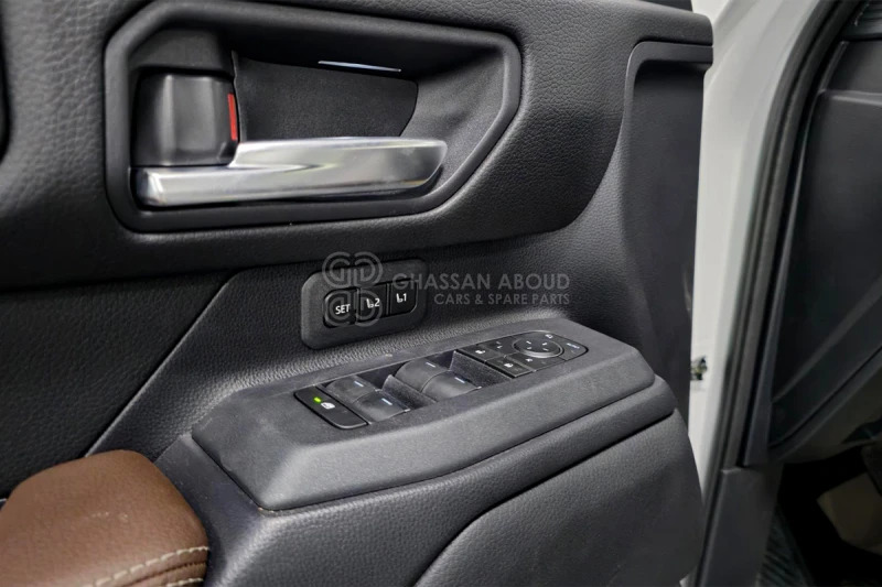 Toyota Prado - SUV: fotoğraf 5 Toyota Prado - SUV: fotoğraf 5