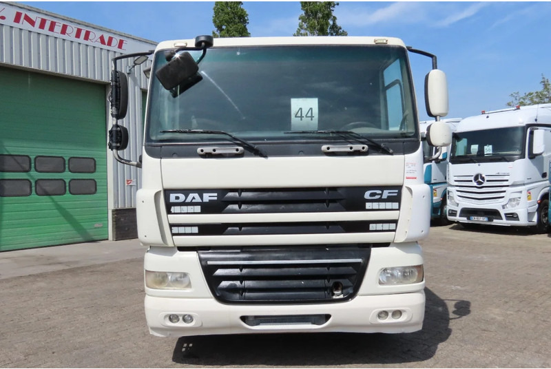 DAF CF 85.410 Manual, Retarder, PTO/Hydraulic, Very clean truck! - Çekici: fotoğraf 3 DAF CF 85.410 Manual, Retarder, PTO/Hydraulic, Very clean truck! - Çekici: fotoğraf 3