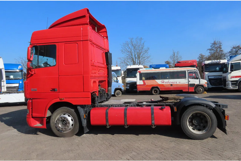 DAF XF 105.460 Euro5 evv, 2 beds, 2 tanks - Çekici: fotoğraf 4 DAF XF 105.460 Euro5 evv, 2 beds, 2 tanks - Çekici: fotoğraf 4