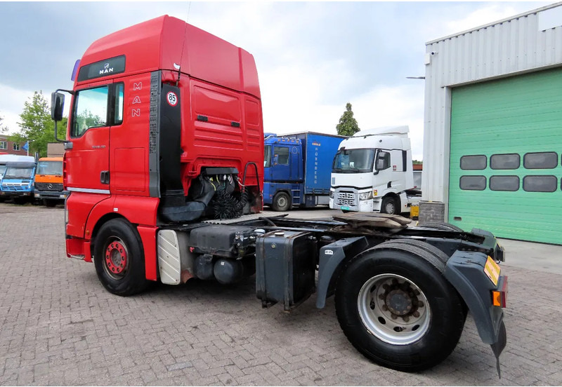 MAN TGA 18.410 Manual gearbox, Manual pomp, PTO, HYDRAULIC - Çekici: fotoğraf 5 MAN TGA 18.410 Manual gearbox, Manual pomp, PTO, HYDRAULIC - Çekici: fotoğraf 5