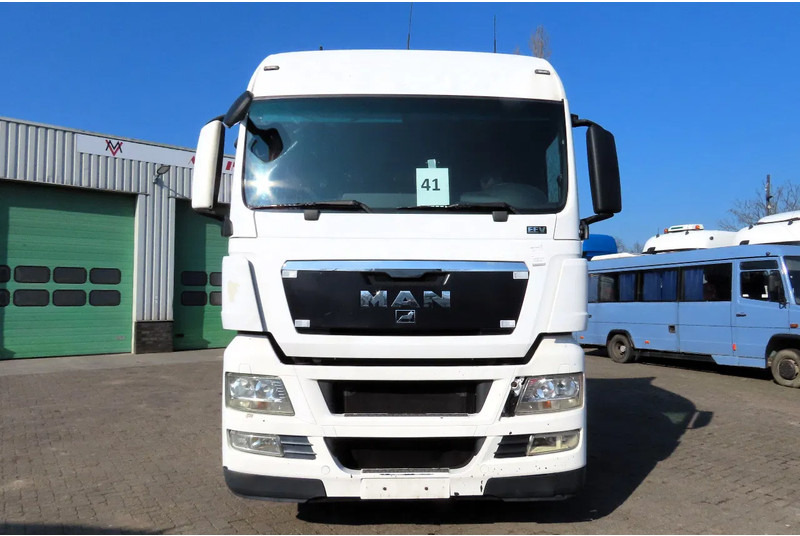 MAN TGX 14.440 EVV EURO5,RETARDER, FRIGO, 2 beds - Çekici: fotoğraf 3 MAN TGX 14.440 EVV EURO5,RETARDER, FRIGO, 2 beds - Çekici: fotoğraf 3