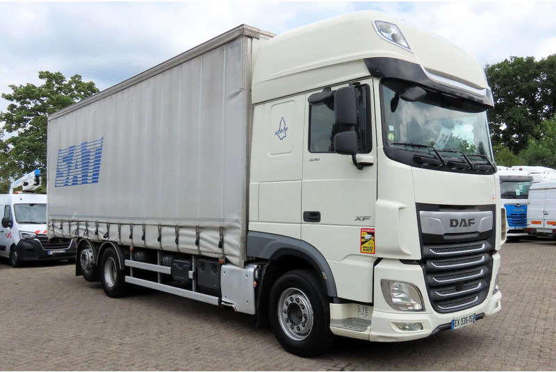 DAF XF 530 6x2 Frigo, lift roof, moving axel, P-cooling, etc - Tenteli kamyon: fotoğraf 2 DAF XF 530 6x2 Frigo, lift roof, moving axel, P-cooling, etc - Tenteli kamyon: fotoğraf 2