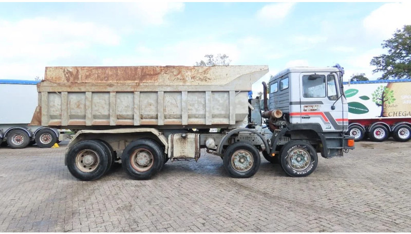 Damperli kamyon MAN 35.362 8x4 Euro 2, ZF manual gearbox, VERY clean: fotoğraf 10