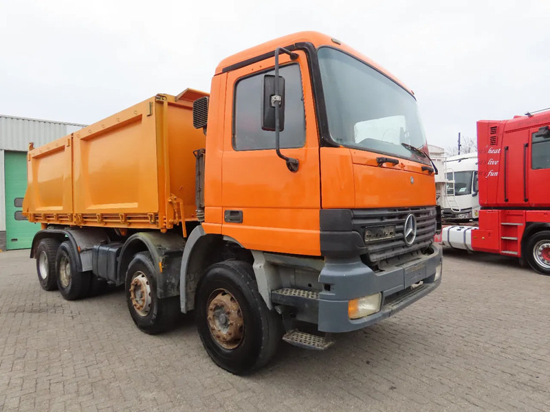Mercedes-Benz Actros 3240 Manual, steel dumper! Great condition! - Damperli kamyon: fotoğraf 3 Mercedes-Benz Actros 3240 Manual, steel dumper! Great condition! - Damperli kamyon: fotoğraf 3