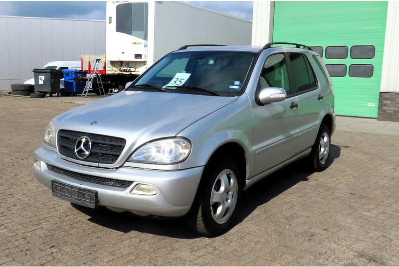 Mercedes-Benz M-Klasse ML ML 270. for export, 5 seats, real leather, Climate - SUV: fotoğraf 2 Mercedes-Benz M-Klasse ML ML 270. for export, 5 seats, real leather, Climate - SUV: fotoğraf 2