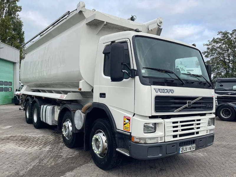 Volvo FM 12.380 8X4 SILO AUGER / AIR GREAT CONDITION / fully serviced! - Tanker kamyon: fotoğraf 4 Volvo FM 12.380 8X4 SILO AUGER / AIR GREAT CONDITION / fully serviced! - Tanker kamyon: fotoğraf 4